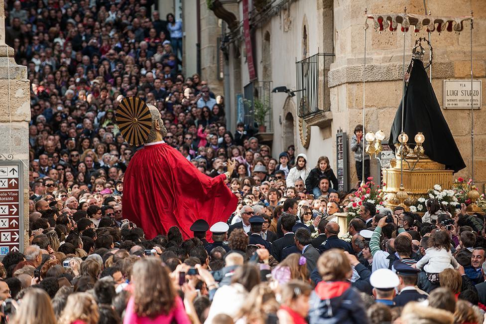 A Due Passi Dalla Scalinata Restyling Caltagirone Exteriör bild
